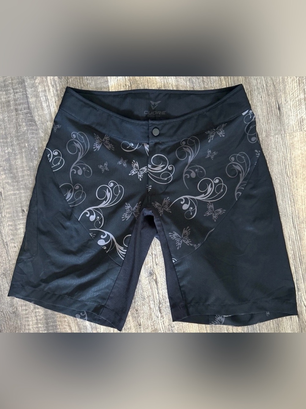 Cuore Of Switzerland Women’s Size Medium Mountain Biking Short Black Butterfly